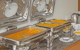 Treebo Hi Line Apartments Kalapatti